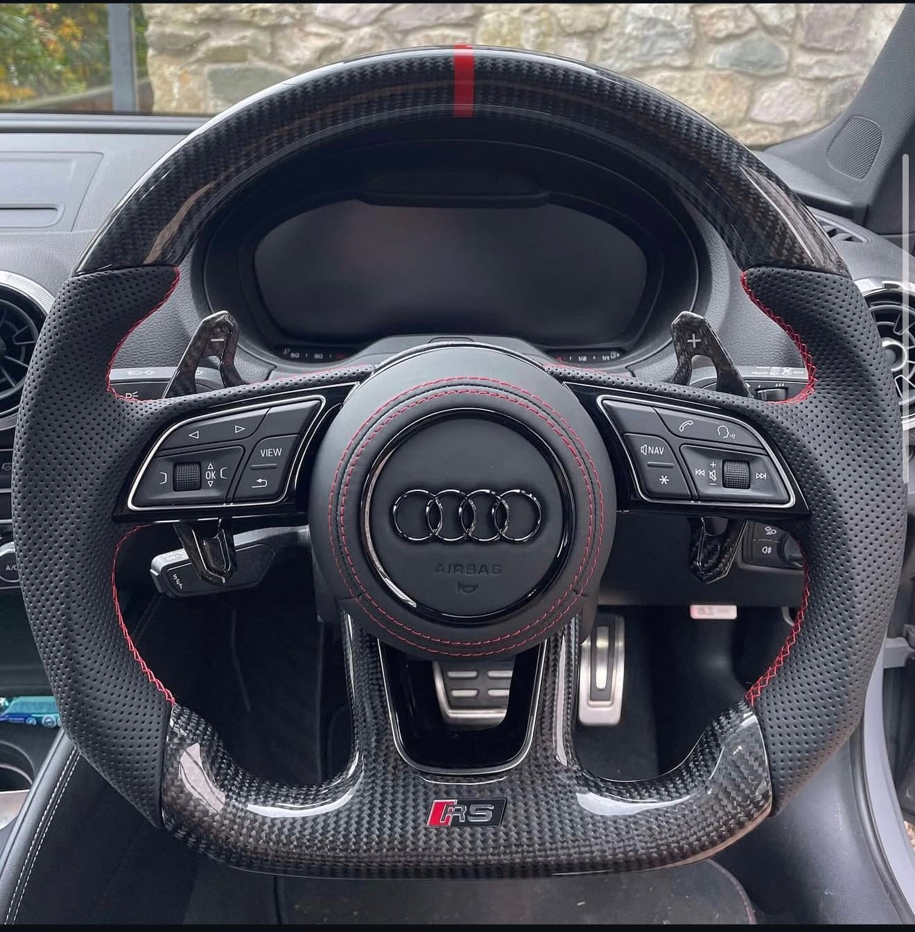 Carbon / Leather / Alcantara Steering Wheels