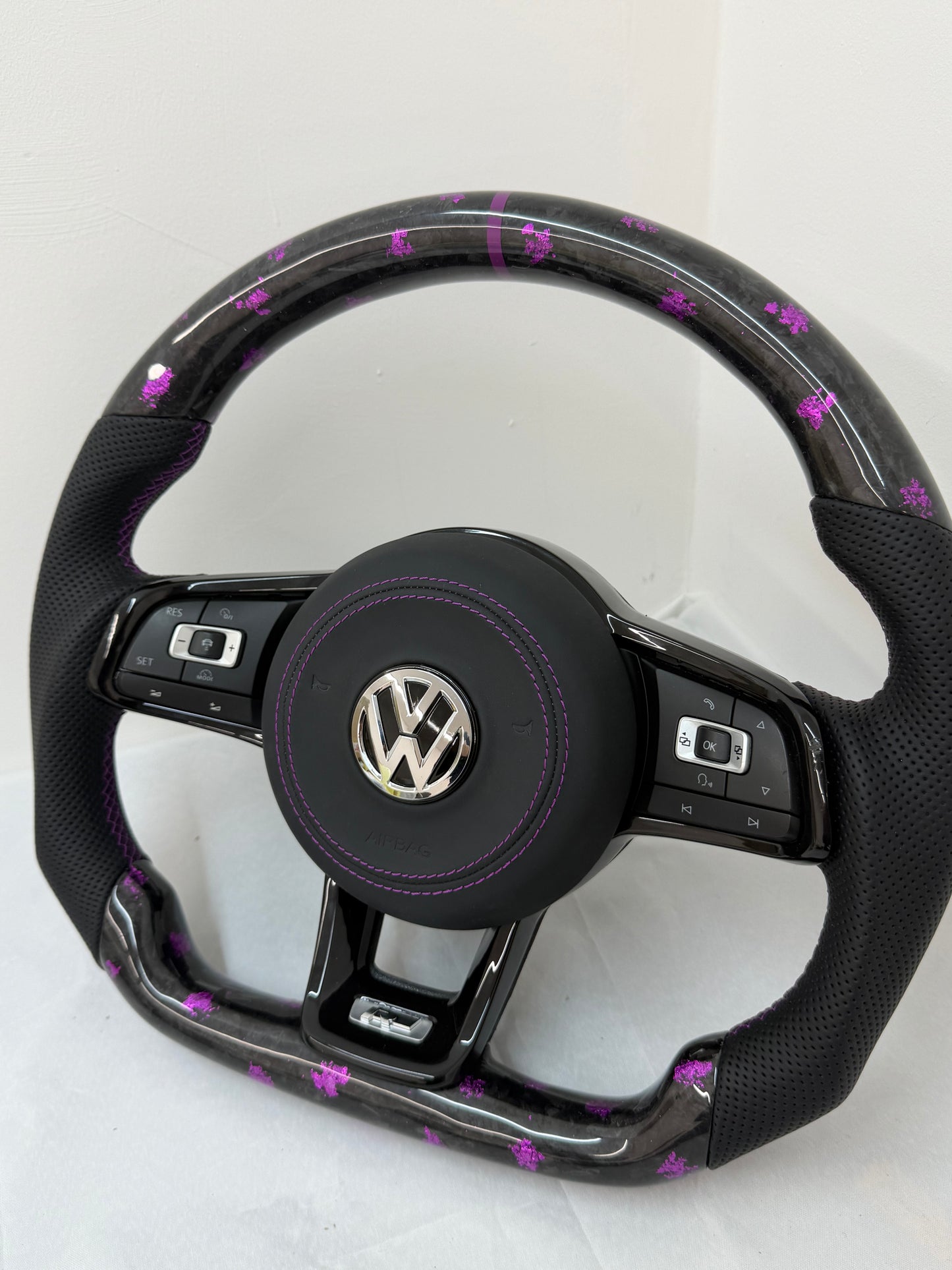 Volkswagen Golf MK7/7.5 GTI / R PURPLE FORGE Carbon Fibre Steering Wheel including  Airbag Cover